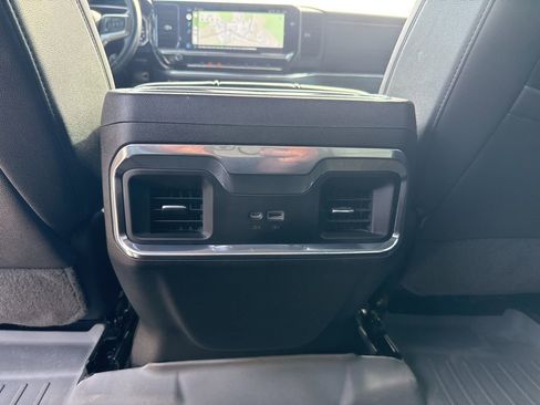 Used 2022 Chevrolet Silverado 1500 LTZ w/ Z71 Off-Road Package image 25