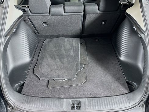 Certified 2023 Honda HR-V LX image 19