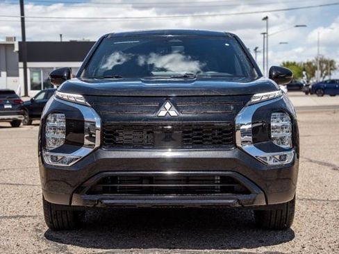 New 2026 Mitsubishi Outlander LE AWD/4WD image 2