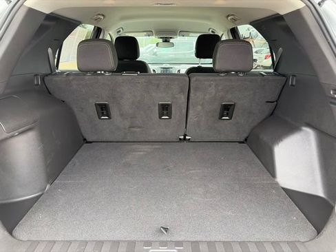 Used 2021 Chevrolet Equinox LS w/ LS Convenience Package AWD/4WD image 38