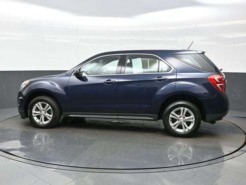 Used 2017 Chevrolet Equinox LS FWD image 3