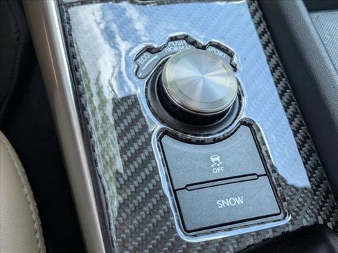 Used 2018 Lexus IS 300 AWD w/ Comfort Package image 8