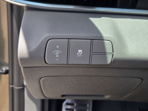 New 2026 Hyundai Elantra SEL Sport Premium FWD image 15