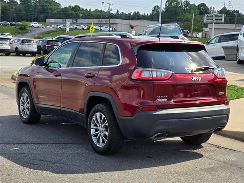 Used 2019 Jeep Cherokee Latitude Plus AWD/4WD image 24