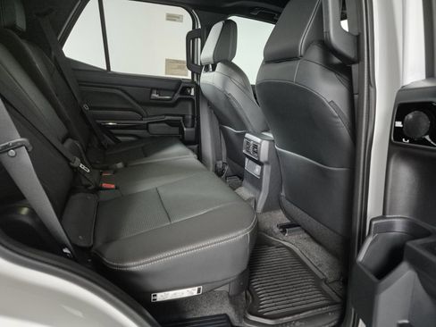 New 2025 Toyota 4Runner 4WD image 43