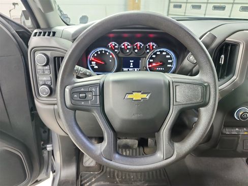 Used 2024 Chevrolet Silverado 1500 Custom image 22