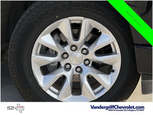 Used 2024 Chevrolet Silverado 1500 Custom RWD image 9