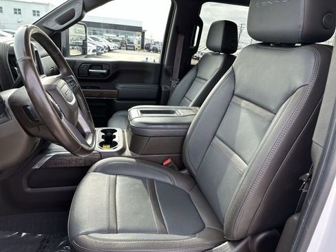 Certified 2022 GMC Sierra 3500 Denali w/ Denali Ultimate Package AWD/4WD image 15