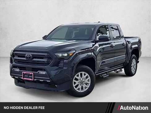 Used 2025 Toyota Tacoma SR5 AWD/4WD image 1