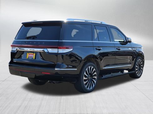 Used 2022 Lincoln Navigator Black Label image 7