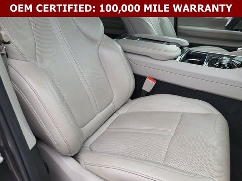Certified 2022 Jeep Wagoneer Series II AWD/4WD image 21