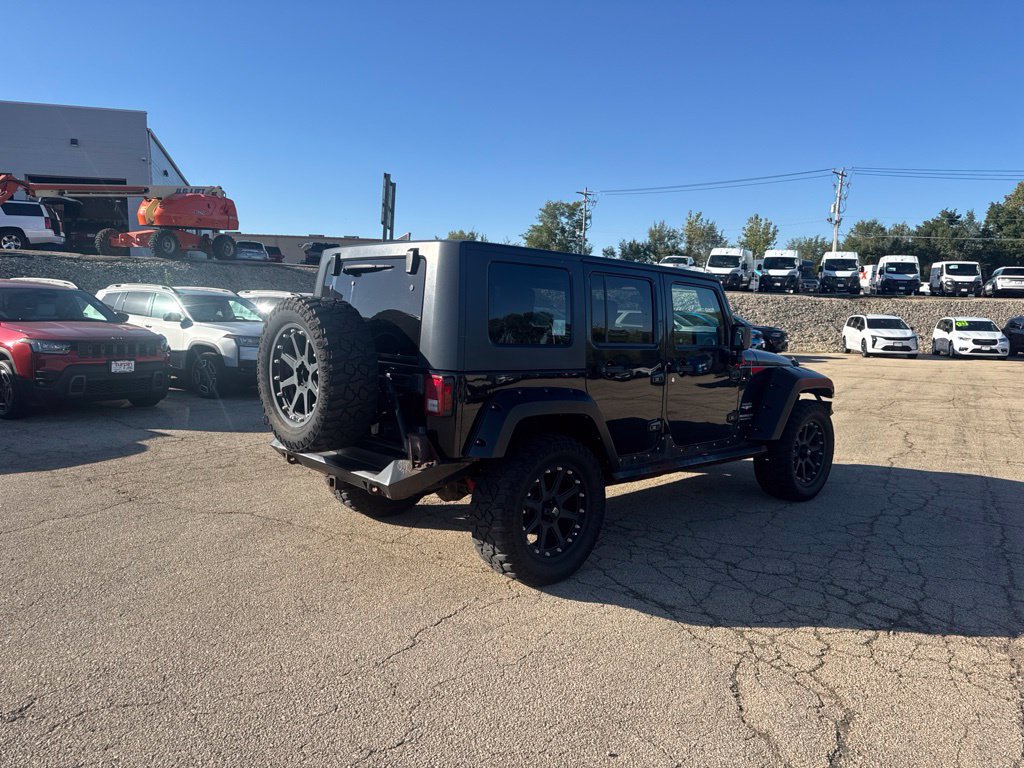 Used 2008 Jeep Wrangler Unlimited Sahara AWD/4WD image 5