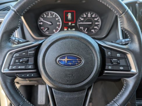 Used 2023 Subaru Ascent Premium w/ Convenience Package AWD/4WD image 19