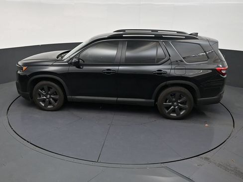 Used 2026 Honda Pilot Sport image 12