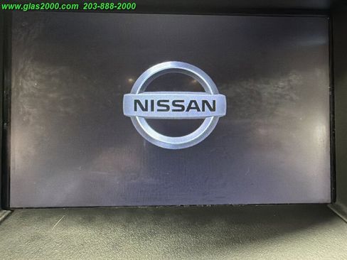 Used 2019 Nissan Pathfinder SV AWD/4WD image 34