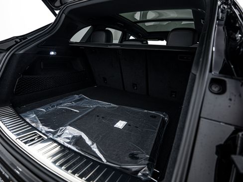 Certified 2025 Porsche Cayenne image 26