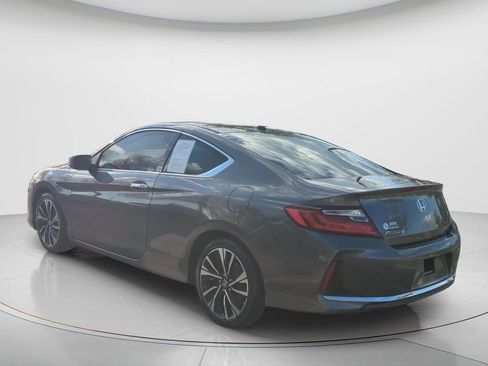 Used 2017 Honda Accord EX-L image 7