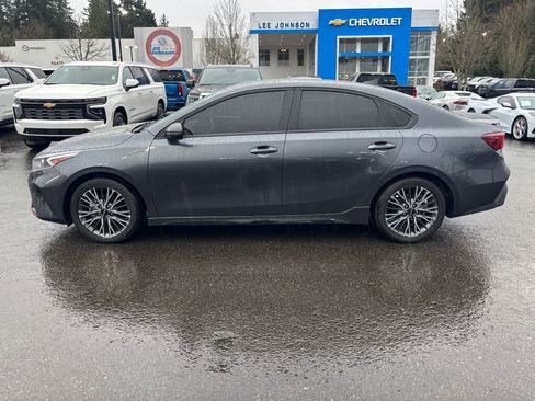 Certified 2024 Kia Forte GT-Line image 8