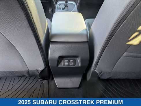 Certified 2025 Subaru Crosstrek 2.0i Premium image 33