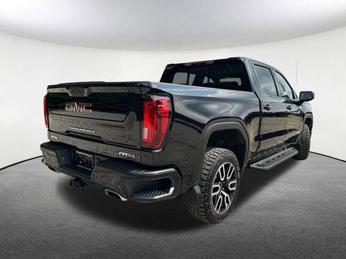 Used 2025 GMC Sierra 1500 AT4 w/ Technology Package AWD/4WD image 14