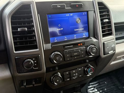 Used 2022 Ford F250 XL w/ Power Equipment Group AWD/4WD image 17