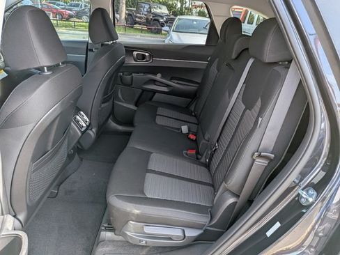 New 2026 Kia Sorento LX FWD image 16