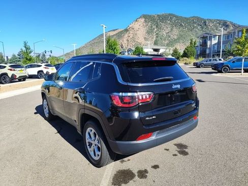 Used 2024 Jeep Compass Latitude AWD/4WD image 5
