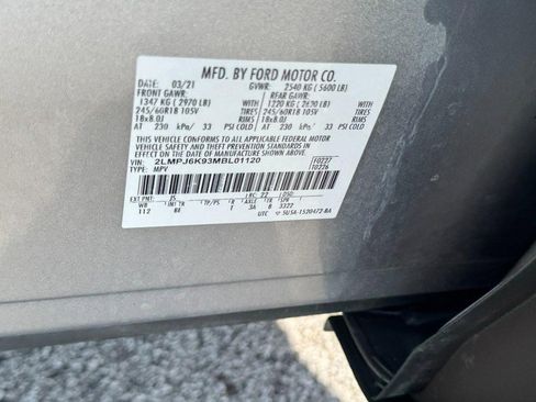 Used 2021 Lincoln Nautilus Reserve image 28