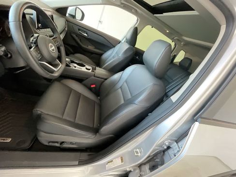 Used 2023 Nissan Rogue SV w/ SV Premium B Package AWD/4WD image 11