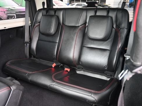 Used 2021 Jeep Wrangler Rubicon AWD/4WD image 29