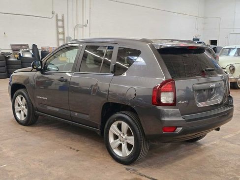 Used 2017 Jeep Compass Sport AWD/4WD image 10