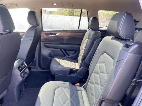New 2025 Volkswagen Atlas SE image 47