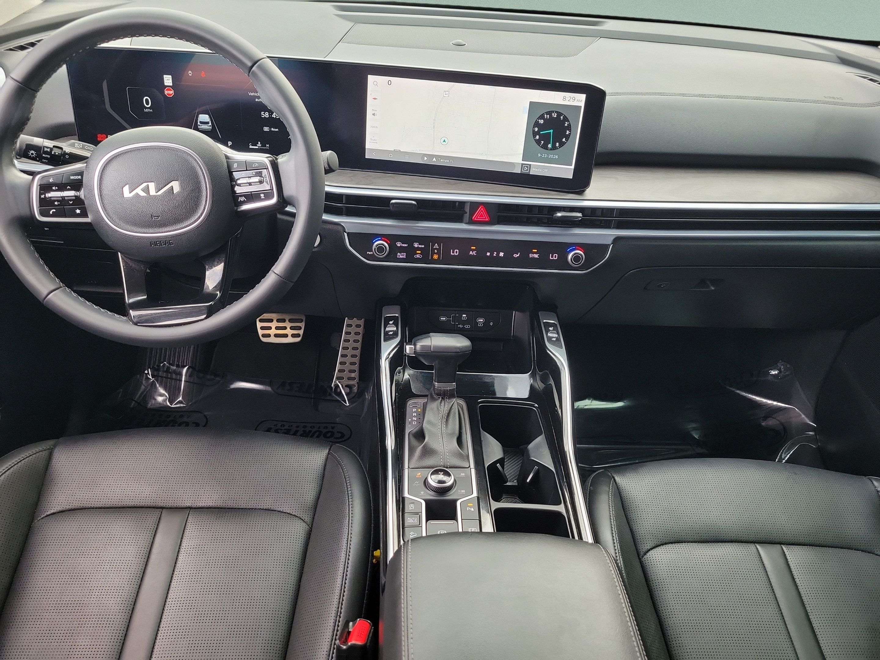 Certified 2024 Kia Sorento SX AWD/4WD image 10