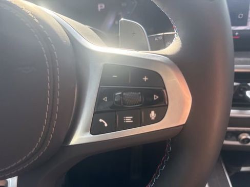 Used 2025 BMW X5 M60i w/ Executive Package image 14