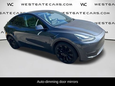 Used 2021 Tesla Model Y Long Range AWD/4WD image 24