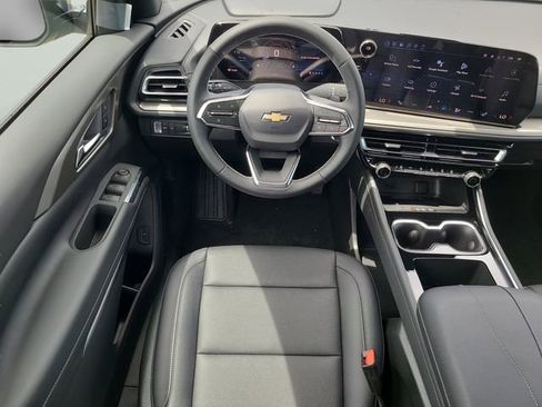 New 2026 Chevrolet Traverse LT image 15