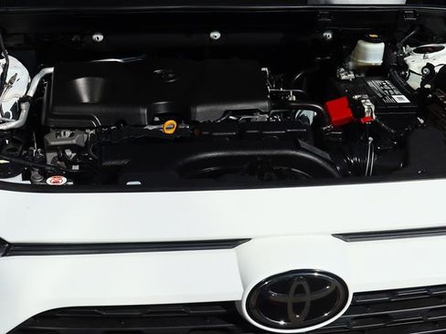 Used 2019 Toyota RAV4 XLE image 57