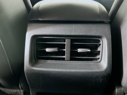 Used 2022 Ford Edge SEL image 27