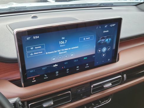 Certified 2022 Lincoln Nautilus Reserve FWD image 23