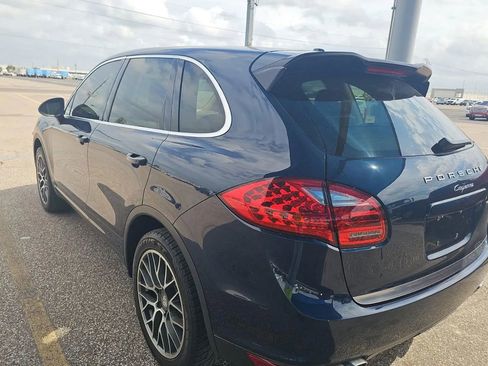 Used 2014 Porsche Cayenne AWD/4WD image 5