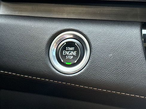 Used 2023 Cadillac Escalade Sport AWD/4WD image 26
