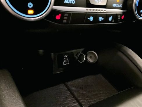 Certified 2024 Ford Escape Active AWD/4WD image 31