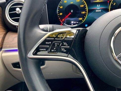Certified 2023 Mercedes-Benz E 350 4MATIC Sedan image 20