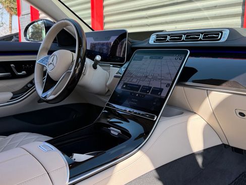 Used 2023 Mercedes-Benz S 500 4MATIC image 16