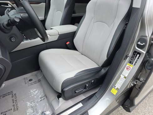 Used 2018 Lexus RX 350 AWD w/ Premium Package image 16