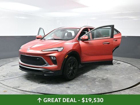 Used 2024 Buick Encore GX Sport Touring image 57