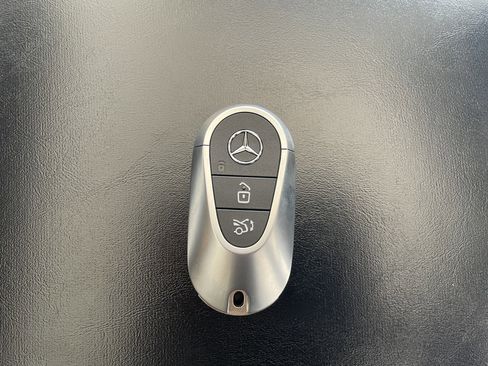 New 2026 Mercedes-Benz GLC 300 image 23