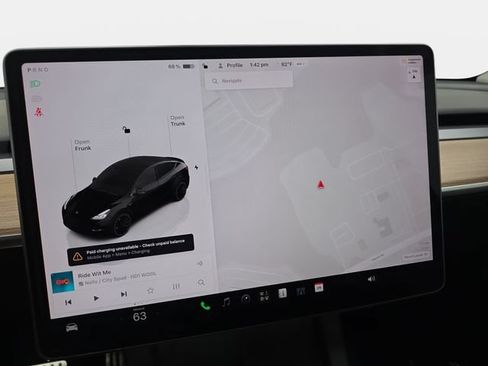 Used 2024 Tesla Model Y Performance AWD/4WD image 21