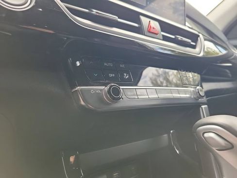Used 2025 Kia Seltos S FWD image 31