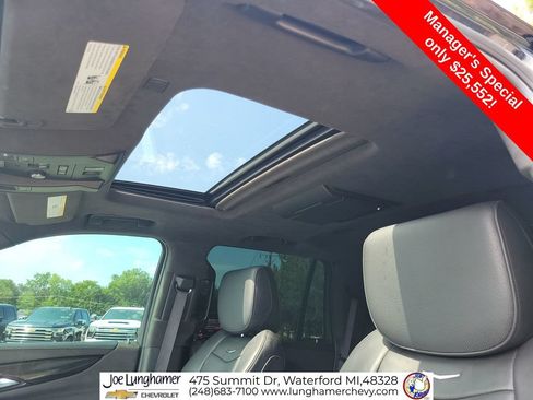 Used 2016 Cadillac Escalade Platinum AWD/4WD image 20